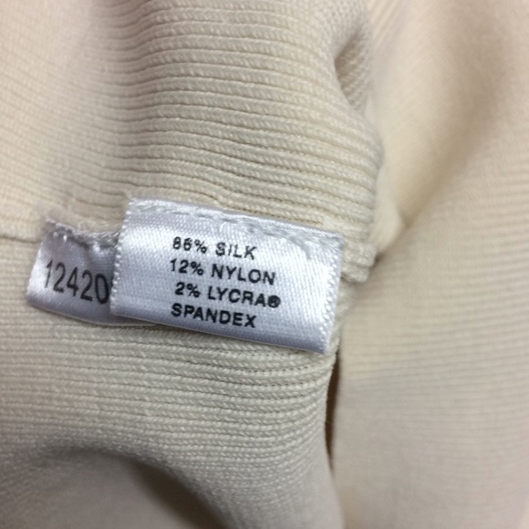 Loft cream top. - Picture 2 of 2